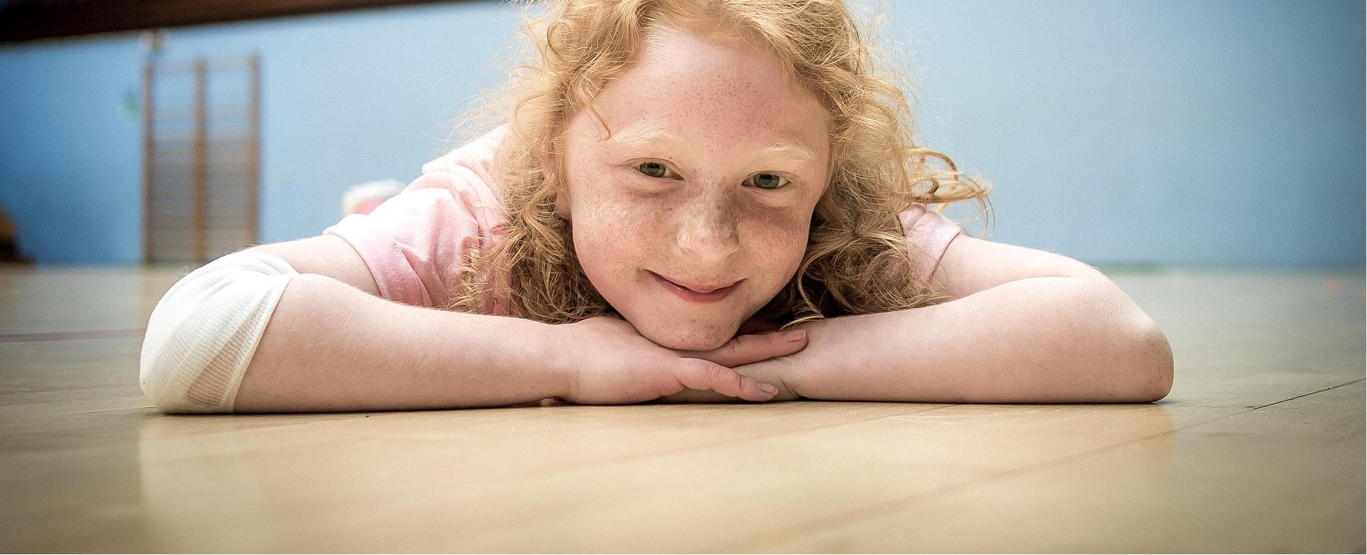 SMARTCORE Sales Store 1 SMARTCORE Sales Store -SMARTCORE Sales Store little girl 958419 1920